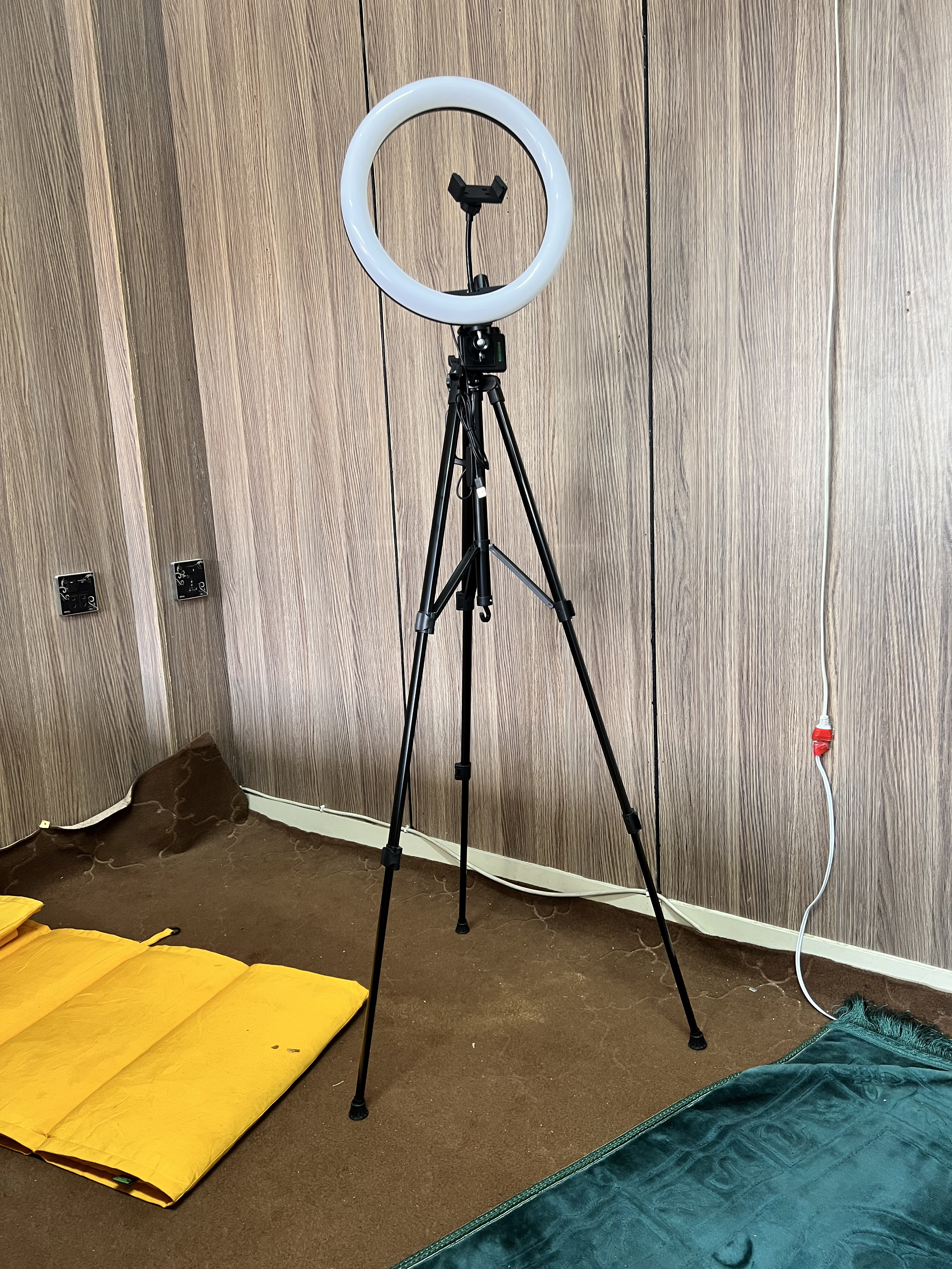 3366 Professional Aluminum Tripod Stand